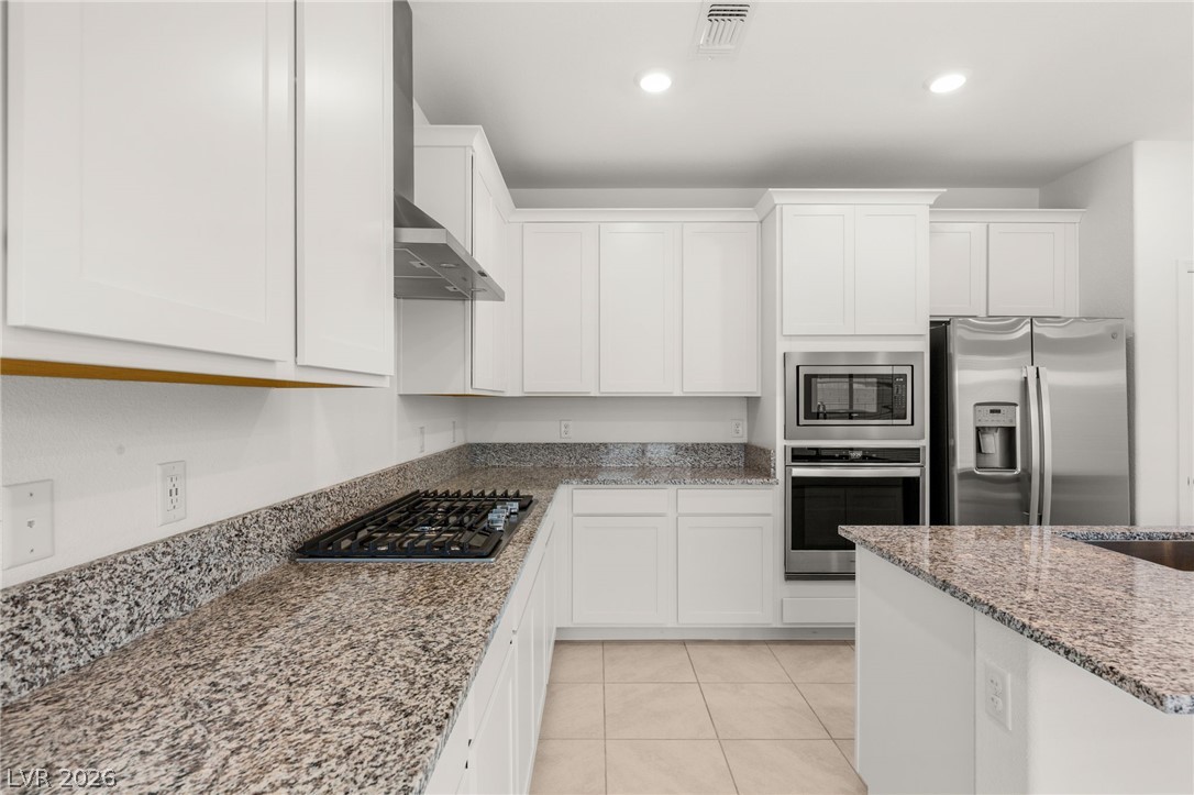 7973 Adelaide Hills Street