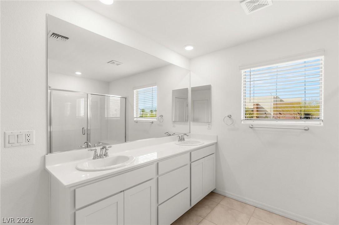 7973 Adelaide Hills Street