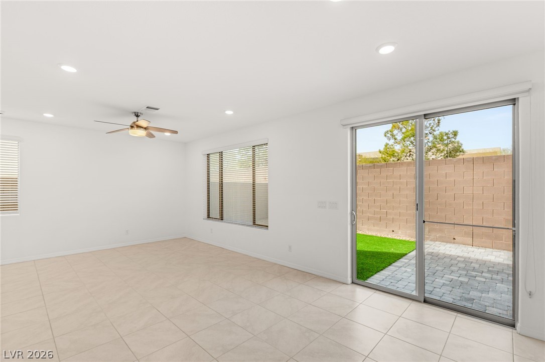 7973 Adelaide Hills Street