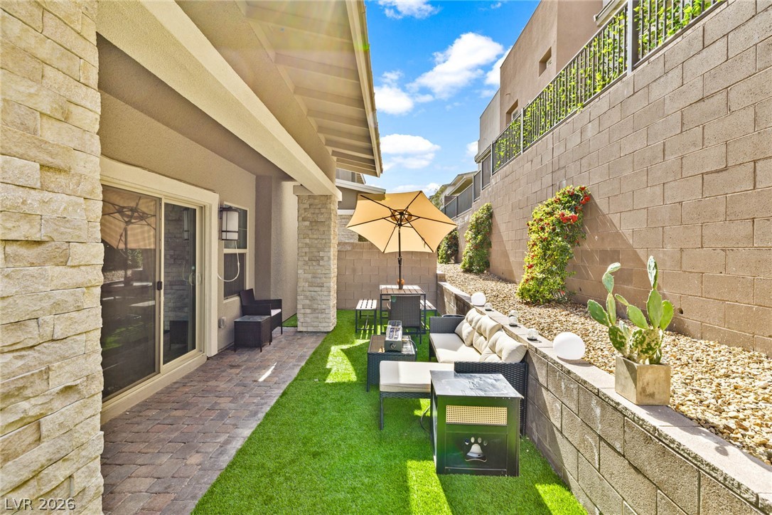 600 North Carriage Hill Drive 1162