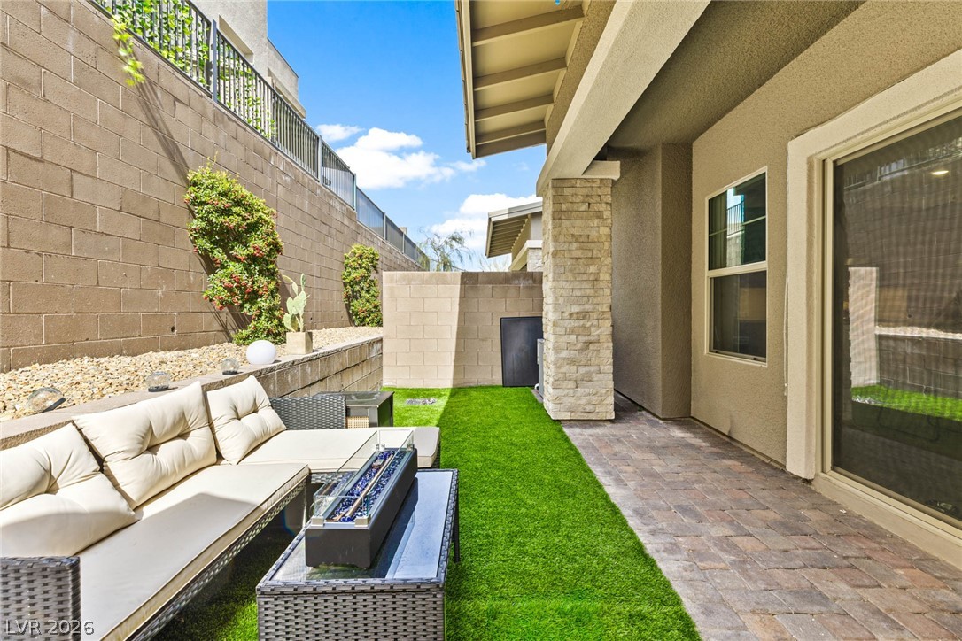 600 North Carriage Hill Drive 1162