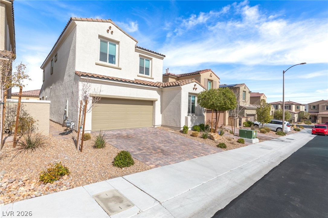 10786 Rockvale Falls Avenue