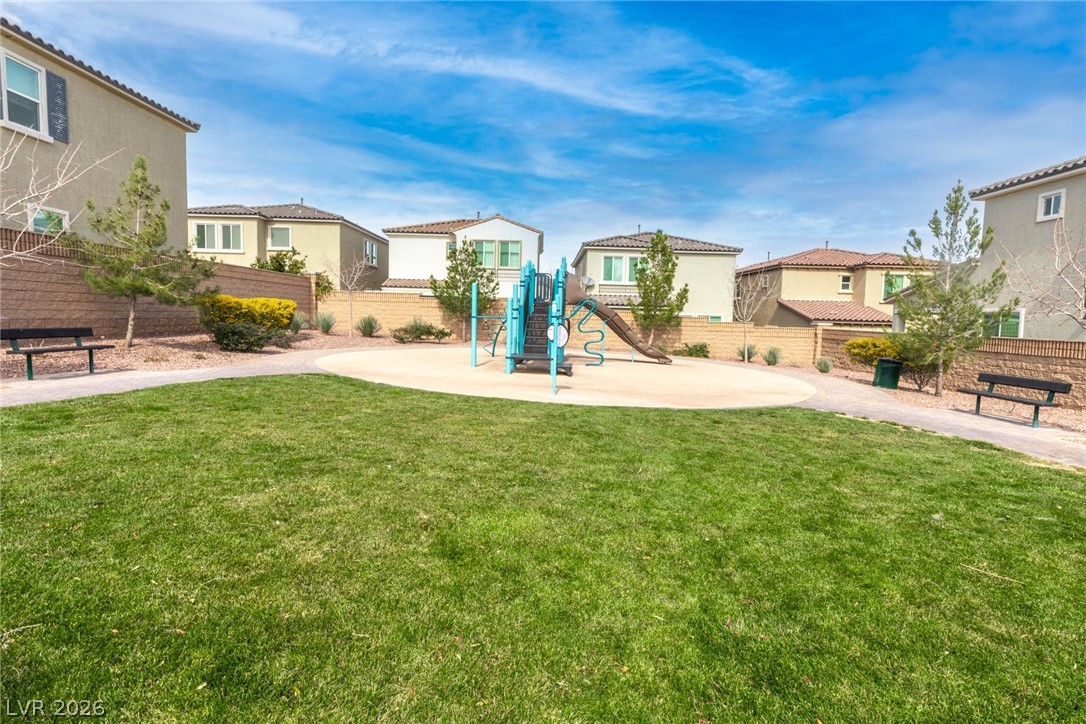 10786 Rockvale Falls Avenue