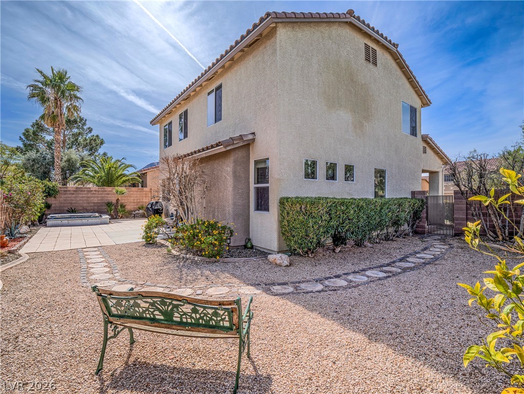 1060 Sierra View Court