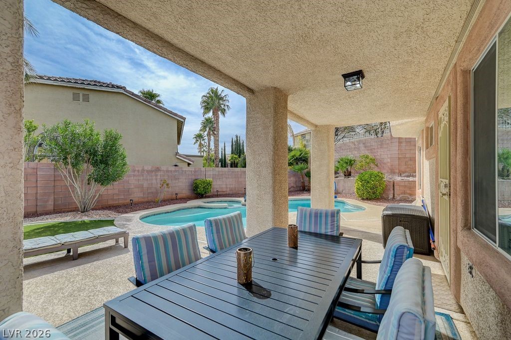 500 Ruby Vista Court