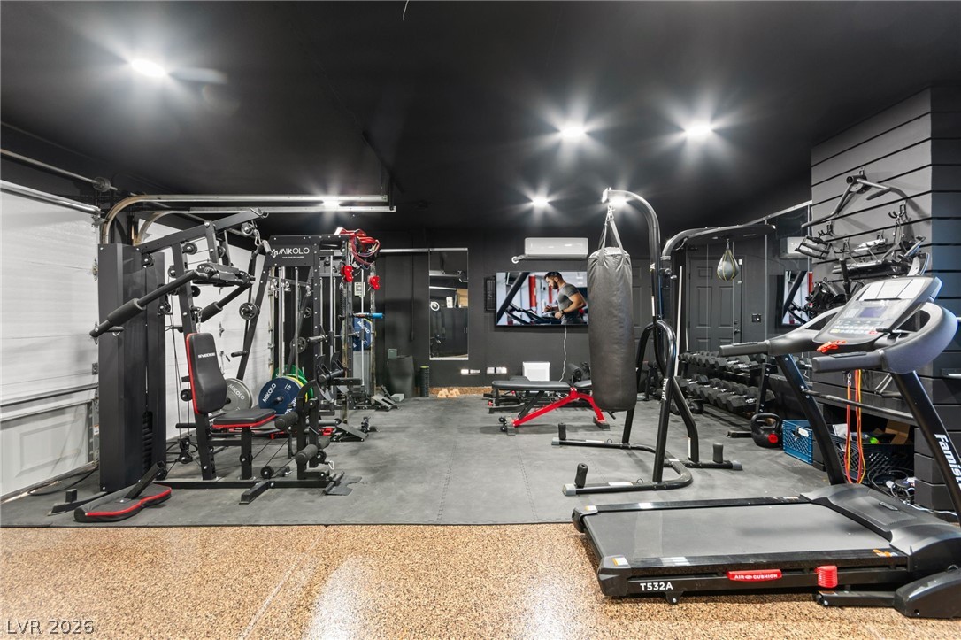 4198 Abernethy Forest Place