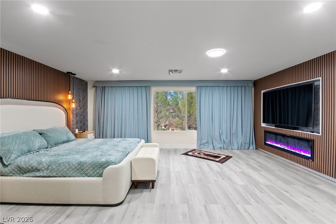 4198 Abernethy Forest Place