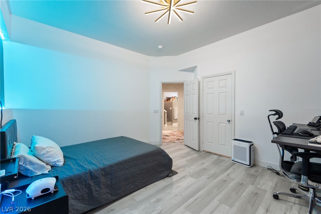 4198 Abernethy Forest Place