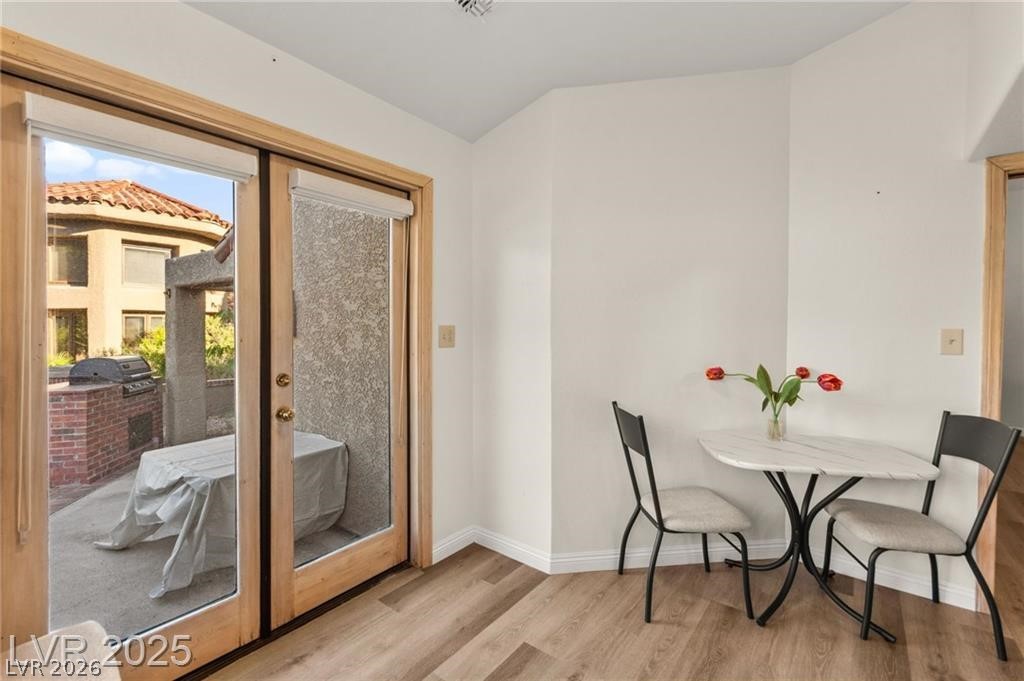 7363 Mission Hills Drive