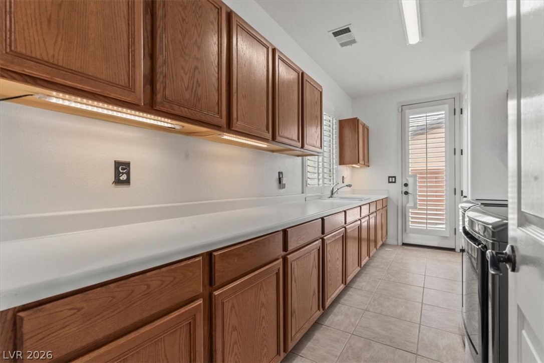 7001 Via Locanda Avenue