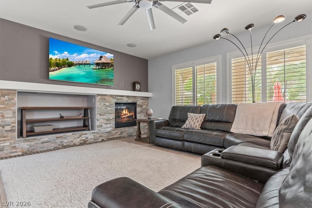 7001 Via Locanda Avenue