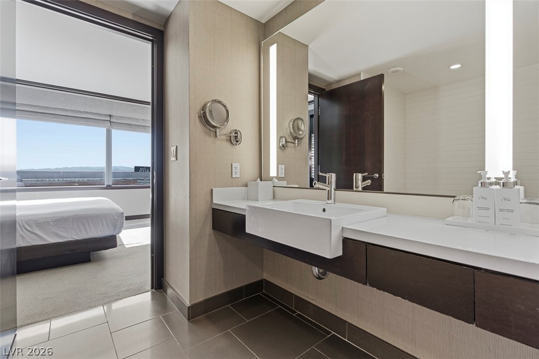 2600 West Harmon Avenue 10003