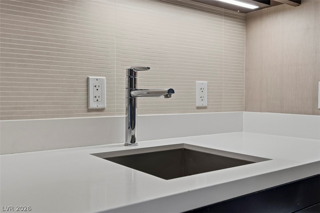 2600 West Harmon Avenue 10003