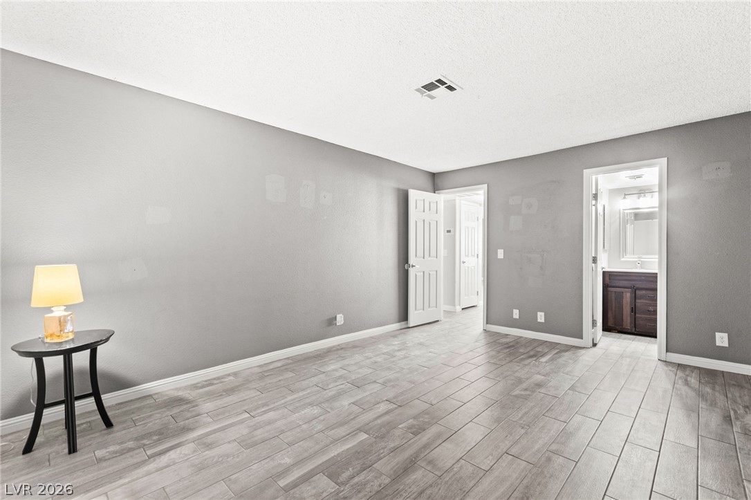 7800 Clarkdale Drive 101