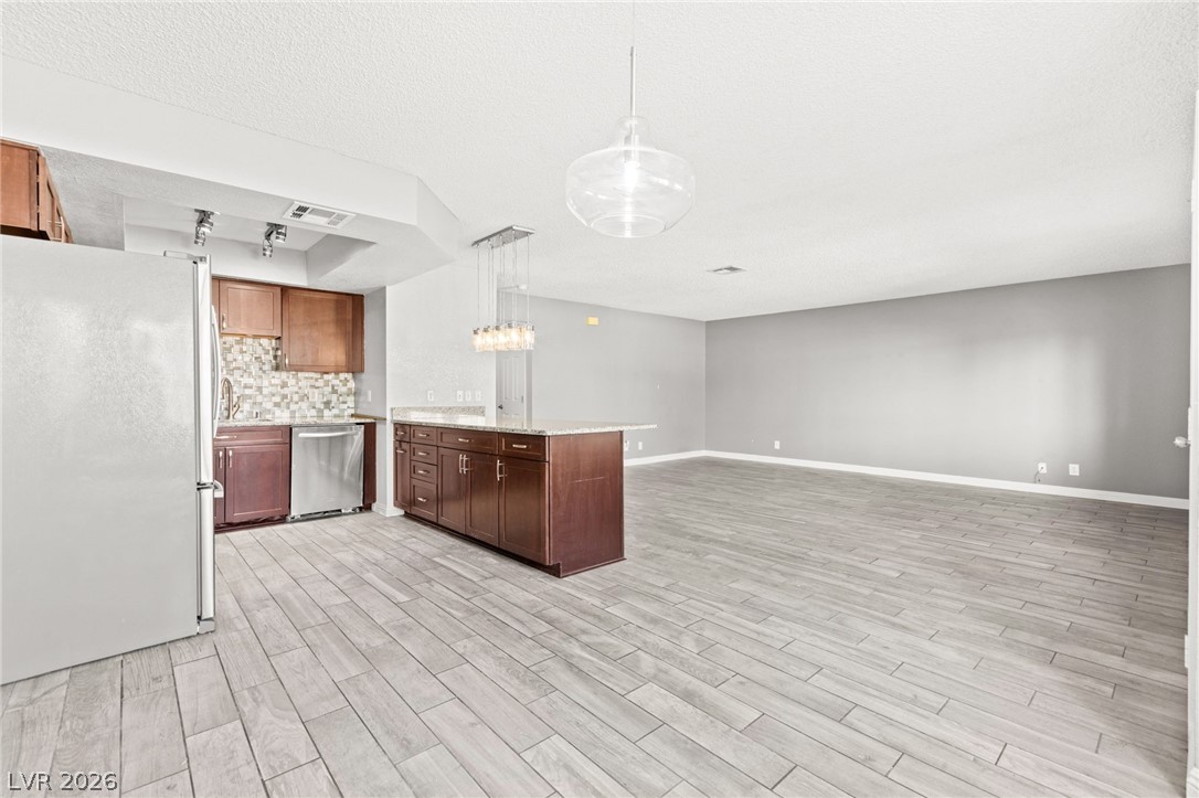 7800 Clarkdale Drive 101