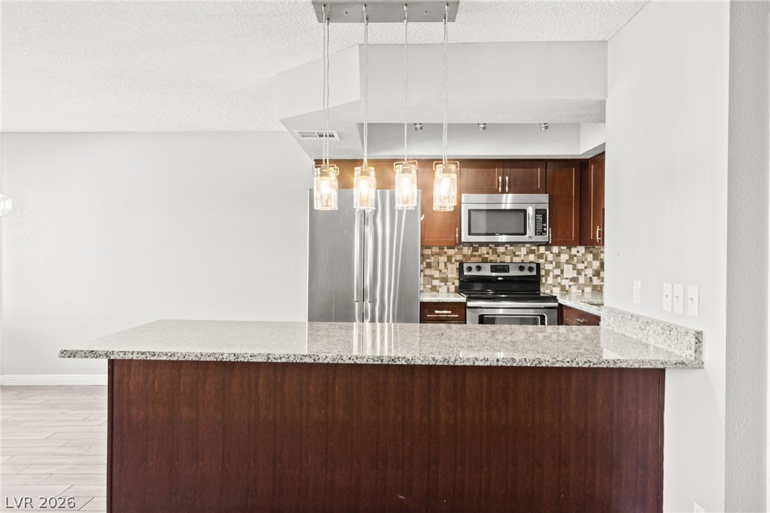 7800 Clarkdale Drive 101