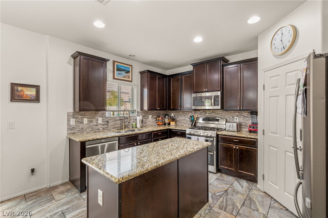 8123 Mosaic Sunrise Lane