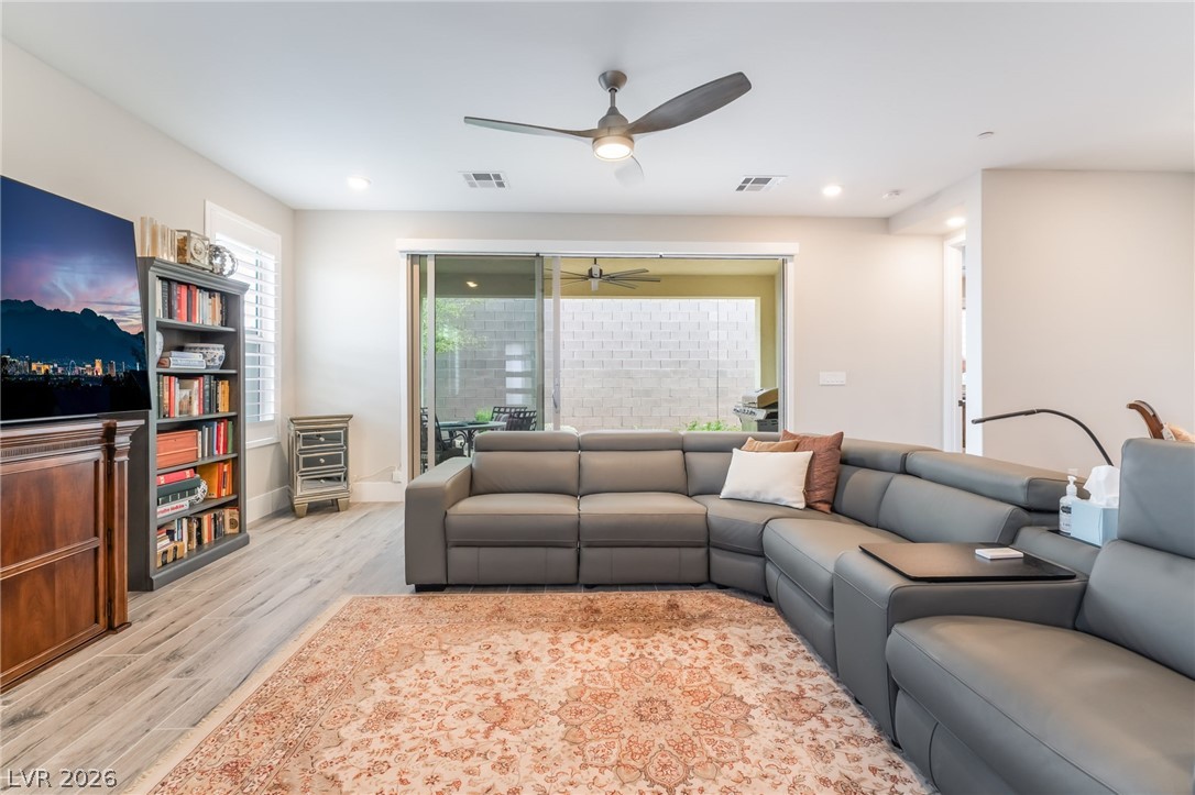 9553 Jadeite Lane