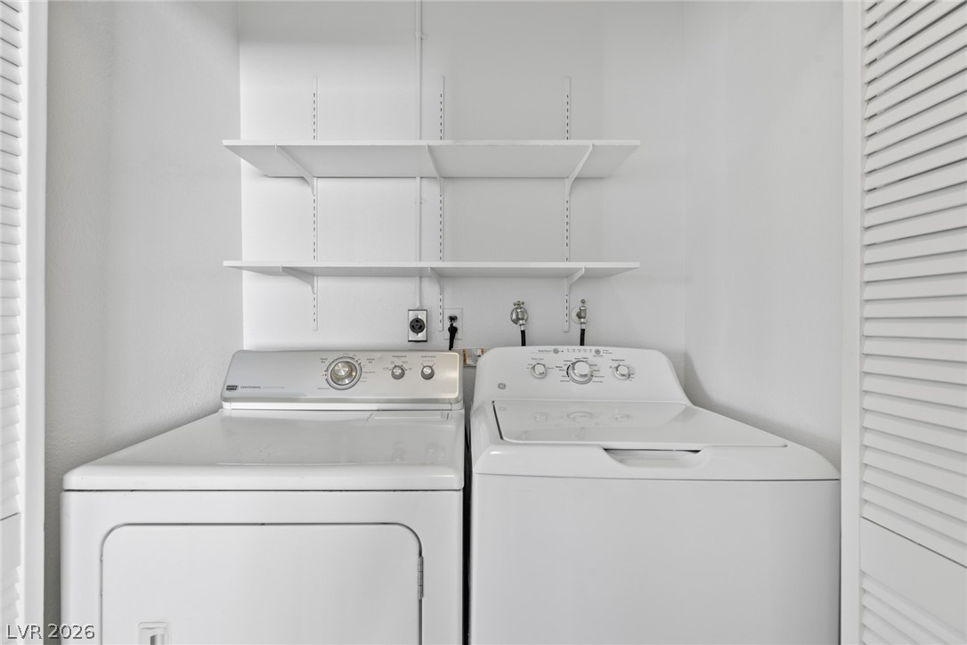 4367 Pinegrove Street