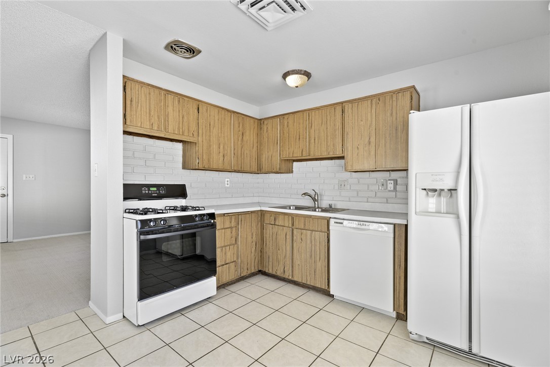 4367 Pinegrove Street