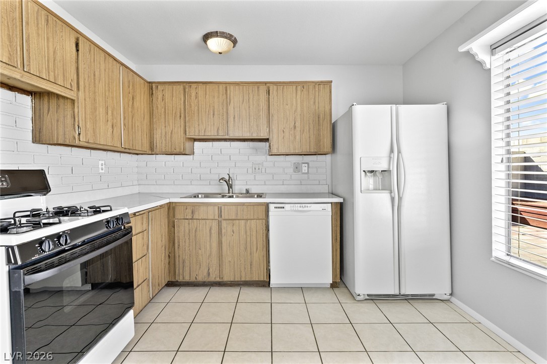 4367 Pinegrove Street