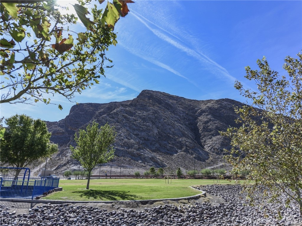 9512 Twelve Pins Drive