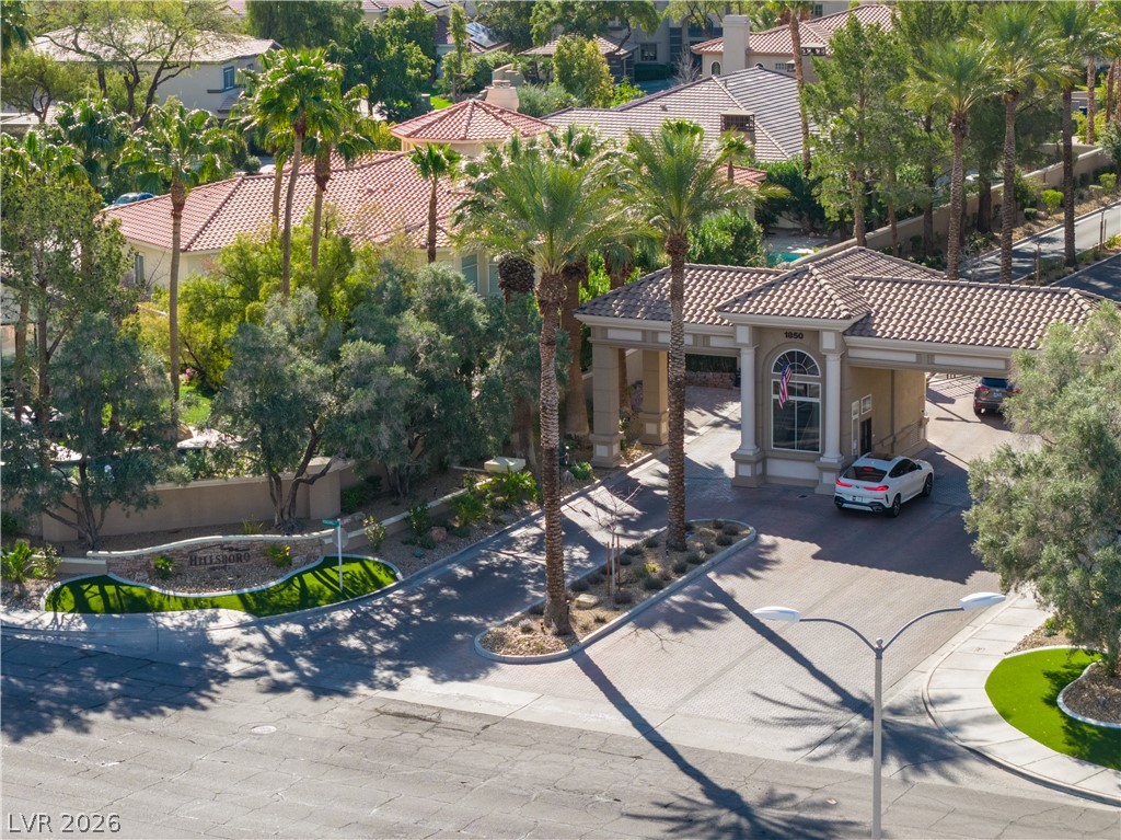 1875 Fairfield Terrace