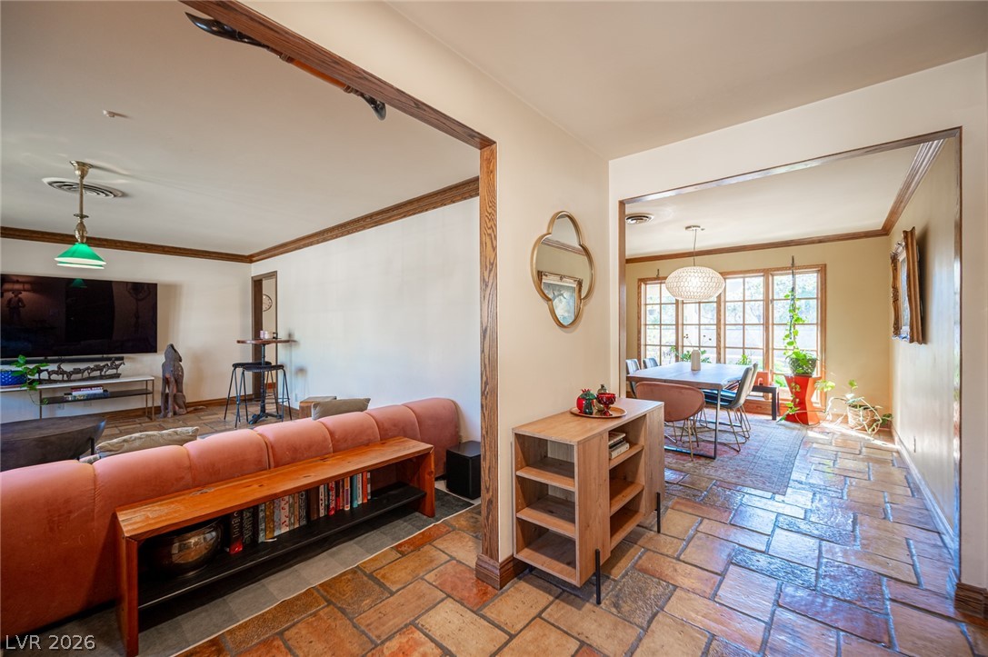 3675 Greencrest Drive