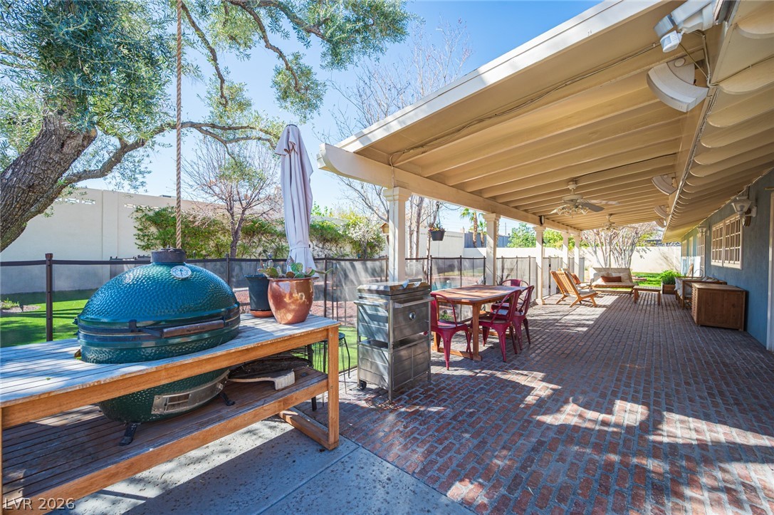 3675 Greencrest Drive