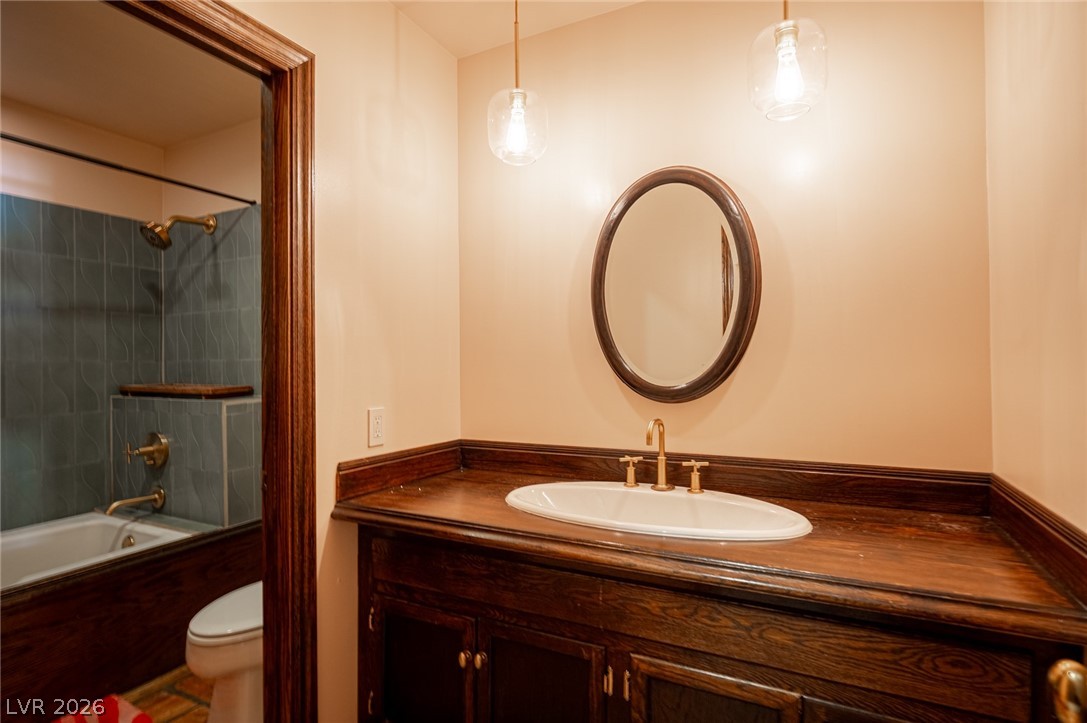 3675 Greencrest Drive