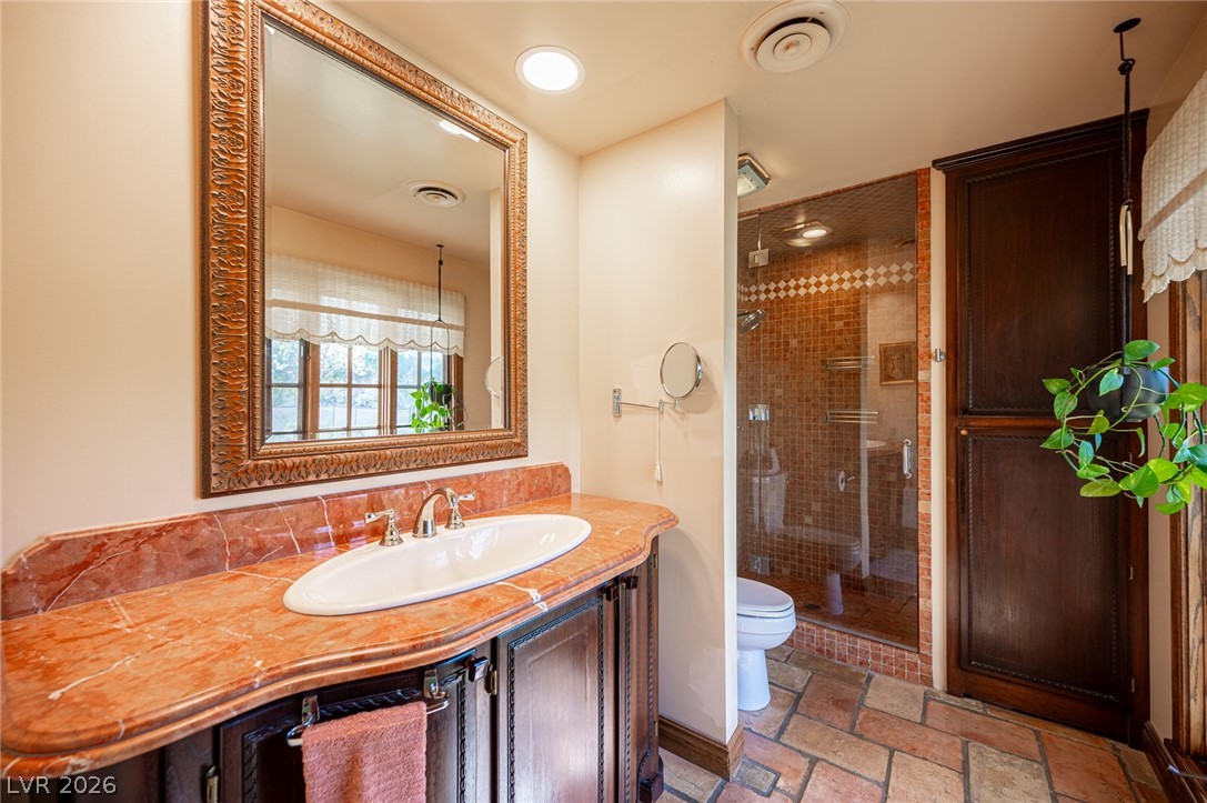 3675 Greencrest Drive