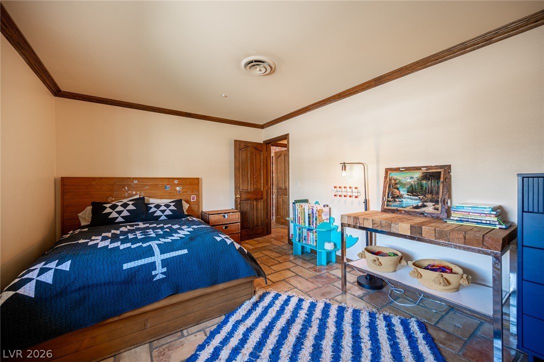 3675 Greencrest Drive