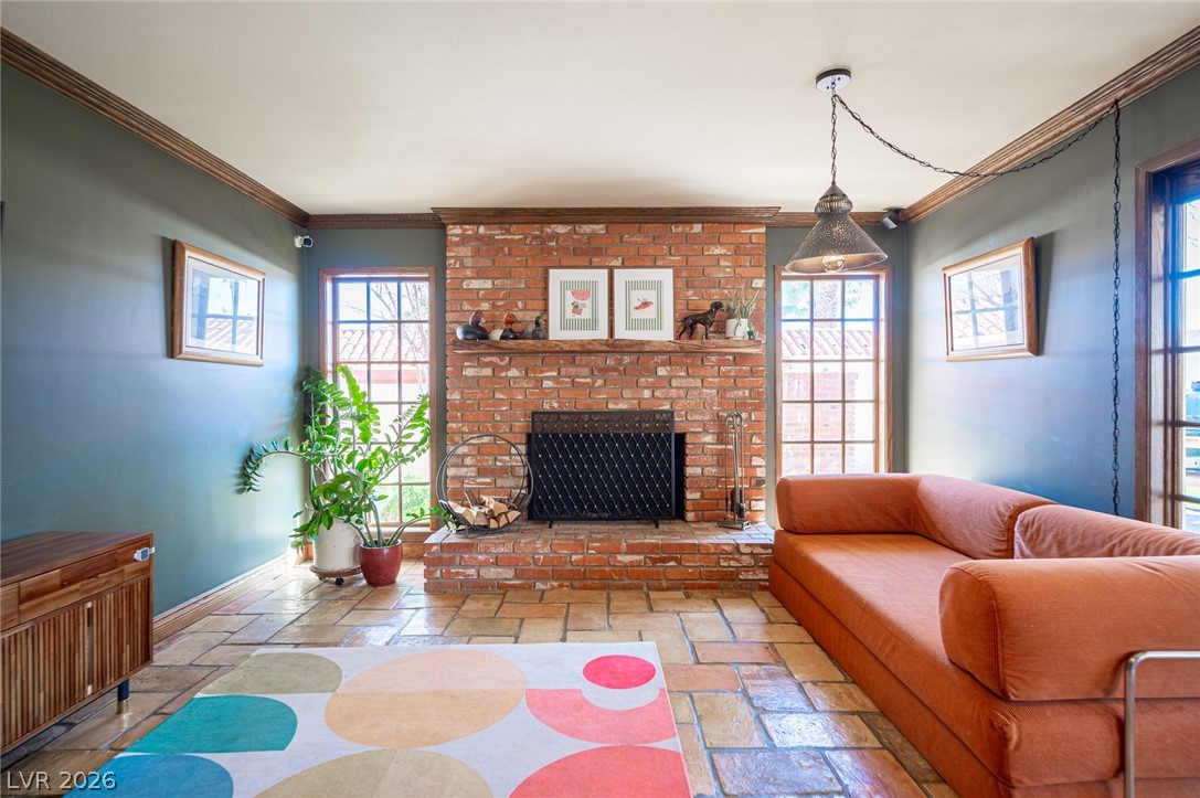 3675 Greencrest Drive