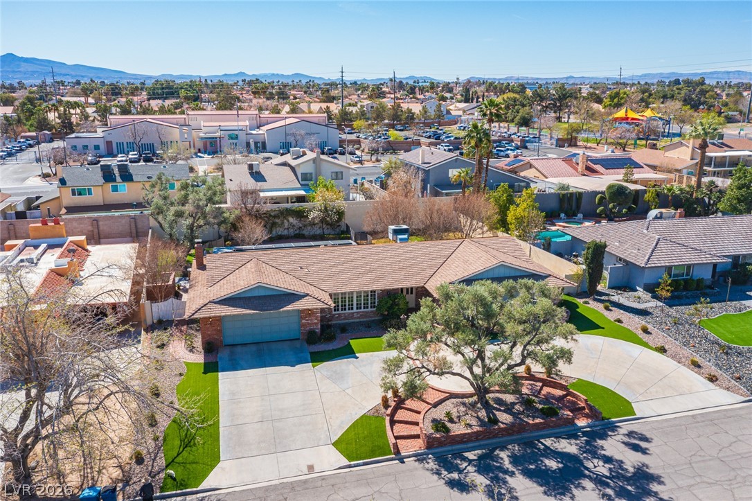 3675 Greencrest Drive