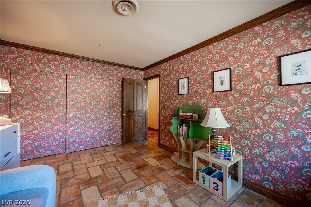 3675 Greencrest Drive