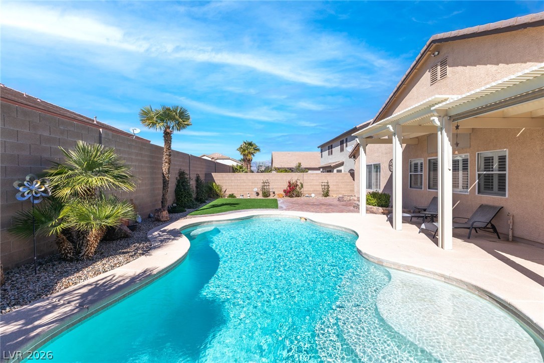 9713 Paso Fino Street