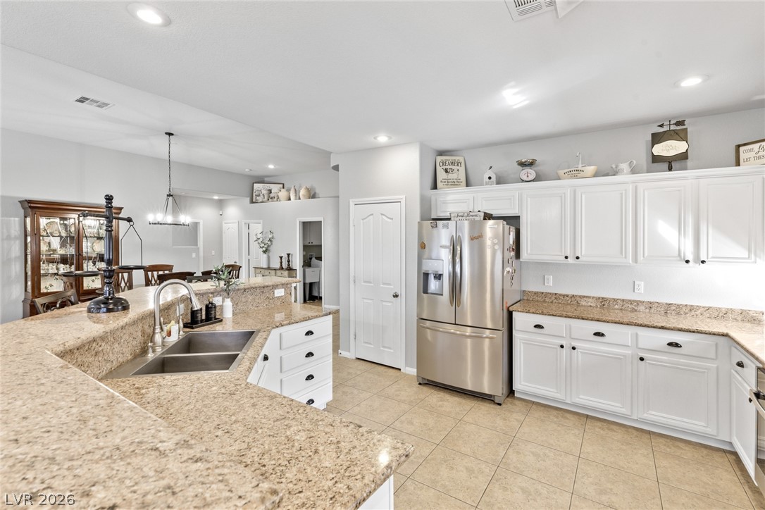 9713 Paso Fino Street