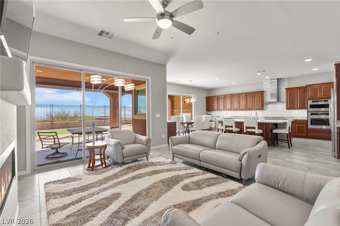 224 Highspring Street