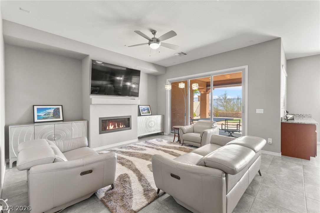 224 Highspring Street