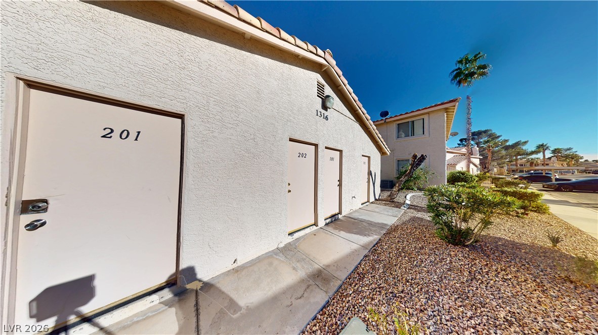 1316 Pinto Rock Lane 202