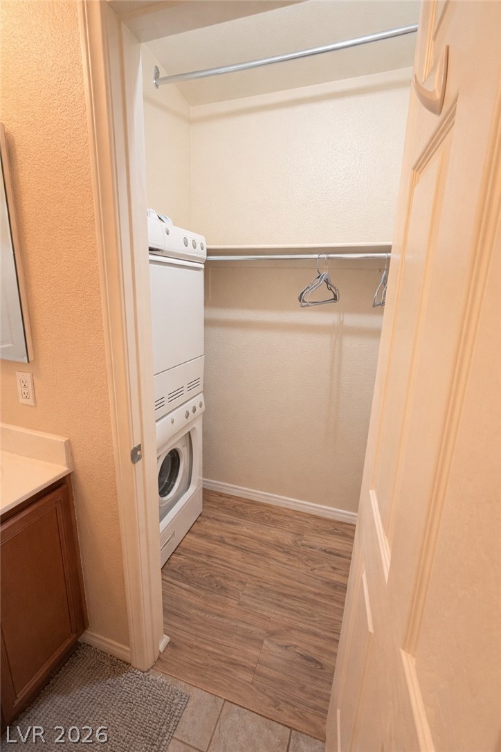 10029 Village Walk Avenue