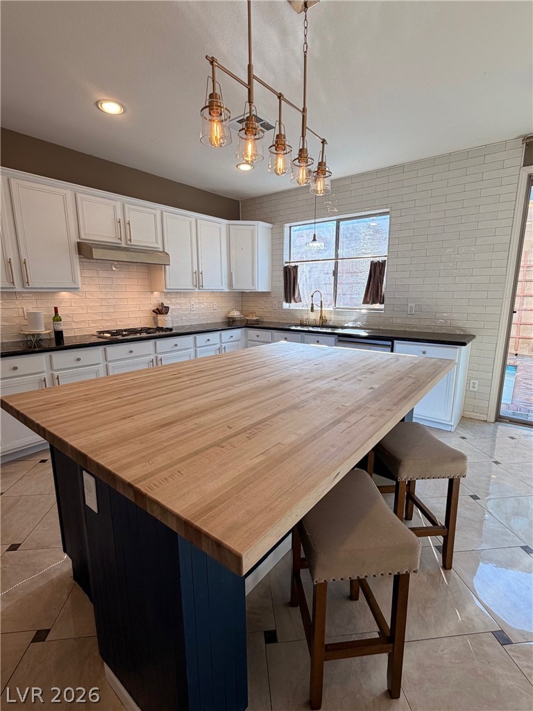 10029 Village Walk Avenue