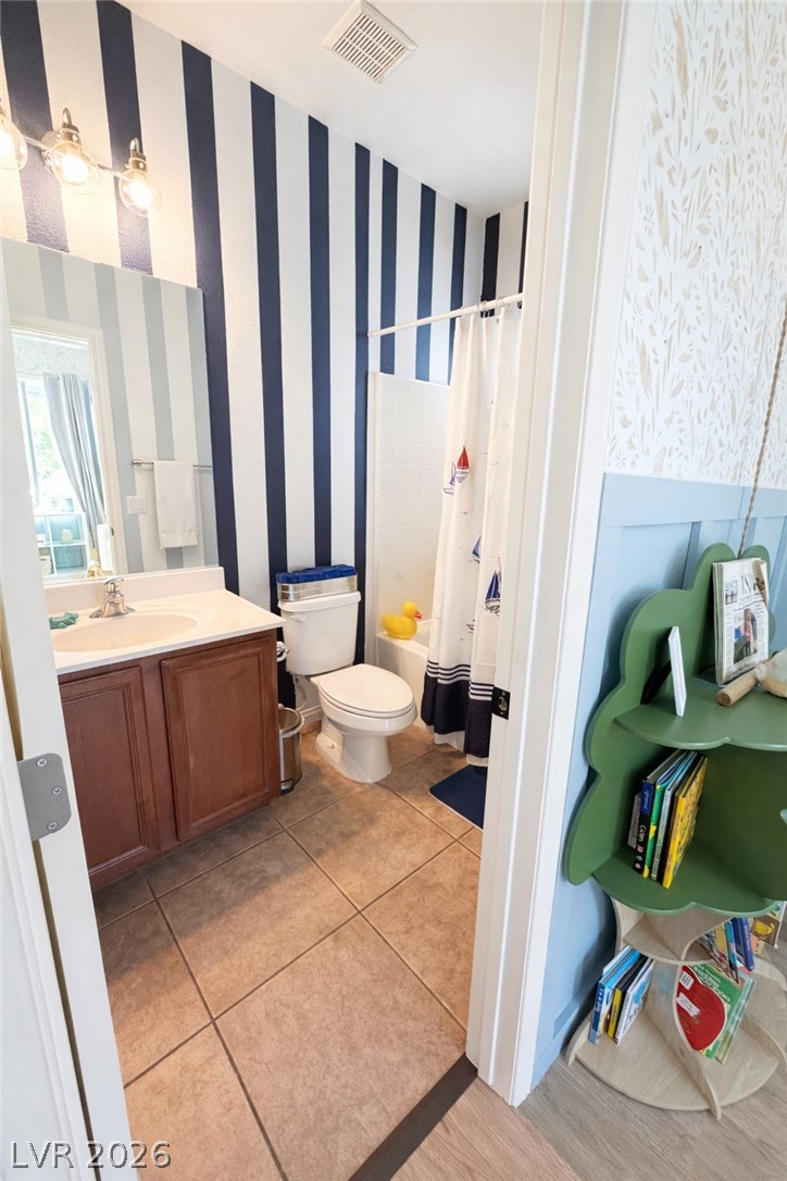 10029 Village Walk Avenue