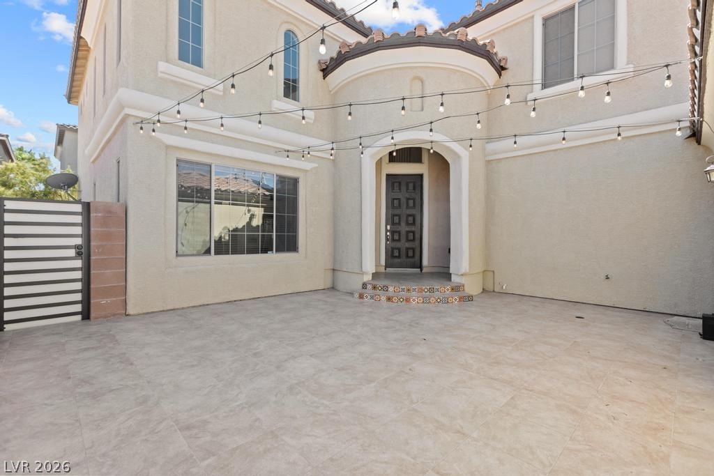 10029 Village Walk Avenue