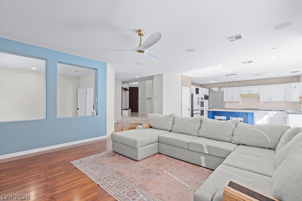 10029 Village Walk Avenue