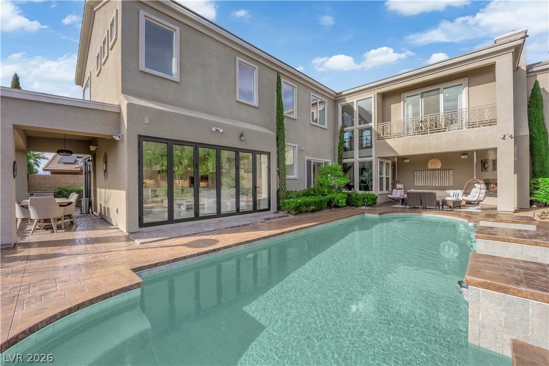 2407 Antrim Irish Drive