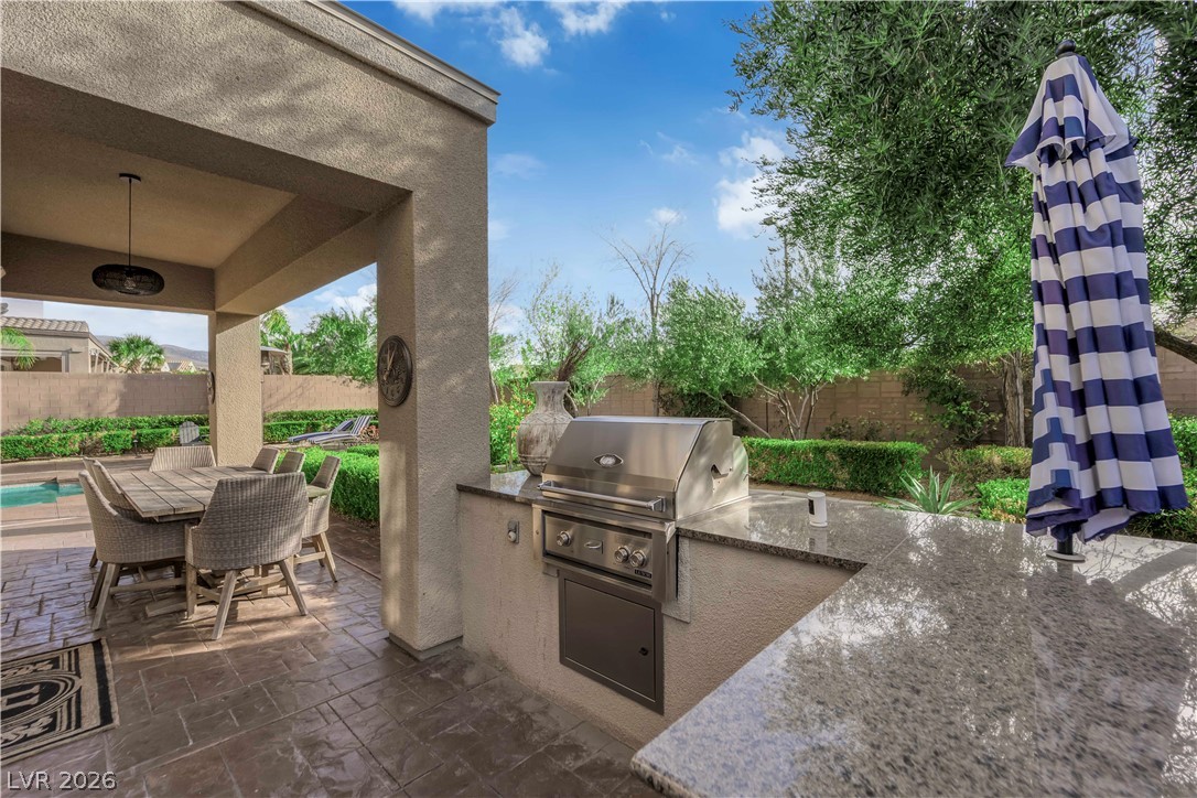 2407 Antrim Irish Drive