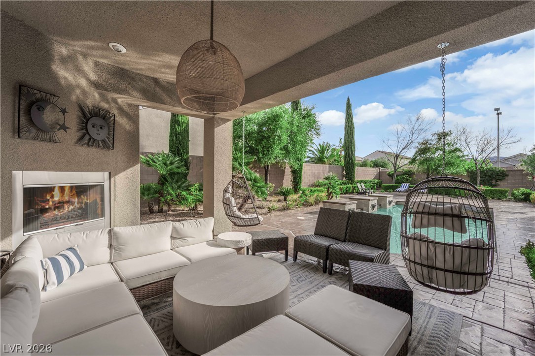 2407 Antrim Irish Drive