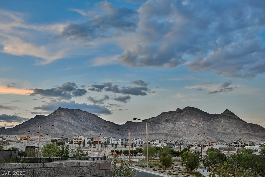 12182 Granite Canyon Street