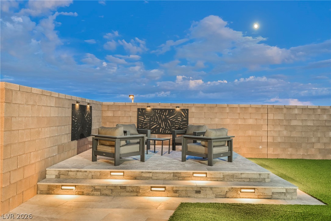 12182 Granite Canyon Street